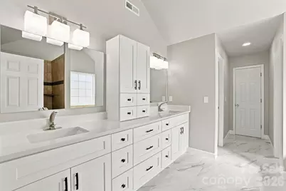 5909 Parkstone Drive, Matthews, NC 28104 - Photo 21