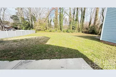 3205 Shamrock Drive, Charlotte, NC 28215 - Photo 11