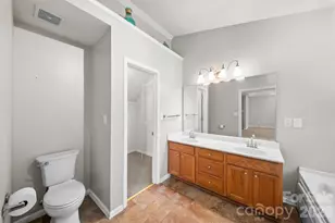 7838 Cafferty Cir, Charlotte, NC 28215 - Photo 33