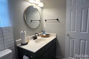 9206 Rotherham Ln, Charlotte, NC 28216 - Photo 29