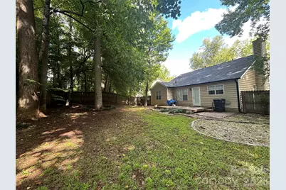 9206 Rotherham Lane, Charlotte, NC 28216 - Photo 35