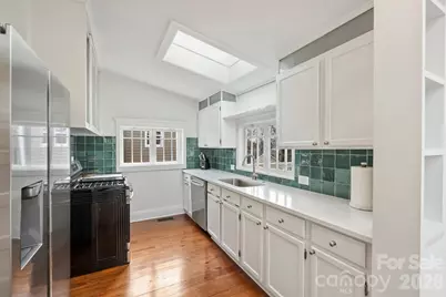 320 E Worthington Avenue, Charlotte, NC 28203 - Photo 11