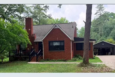 5528 Oak Drive, Charlotte, NC 28216 - Photo 1
