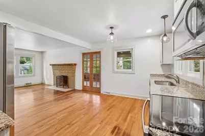 322 Crescent Avenue, Hendersonville, NC 28792 - Photo 13