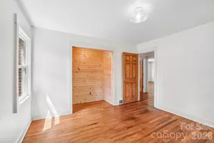 322 Crescent Ave, Hendersonville, NC 28792 - Photo 25