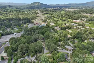 322 Crescent Ave, Hendersonville, NC 28792 - Photo 43