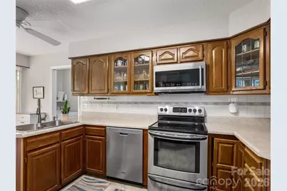 5 St Andrews Drive, Etowah, NC 28729 - Photo 9