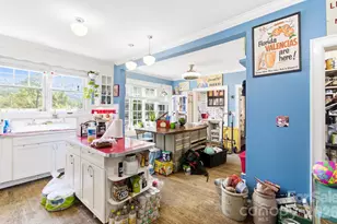 199 Kimberly Ave, Asheville, NC 28804 - Photo 11