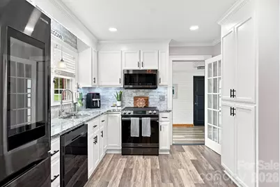 300 Eastwood Drive, Mount Holly, NC 28120 - Photo 15