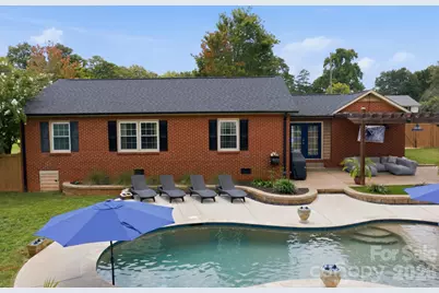 300 Eastwood Drive, Mount Holly, NC 28120 - Photo 5