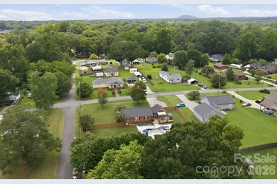 300 Eastwood Drive, Mount Holly, NC 28120 - Photo 47