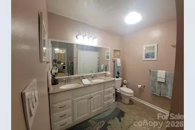 2200 6th Street NW #3B, Hickory, NC 28601 - Photo 31