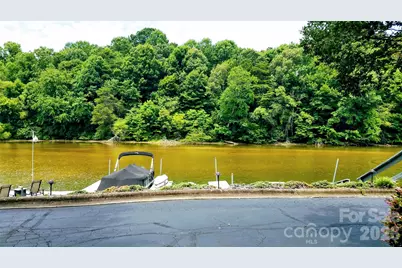 2200 6th Street NW #3B, Hickory, NC 28601 - Photo 47