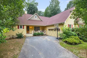 312 E Forest Pl, Candler, NC 28715 - Photo 1