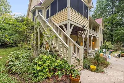 312 E Forest Place, Candler, NC 28715 - Photo 9
