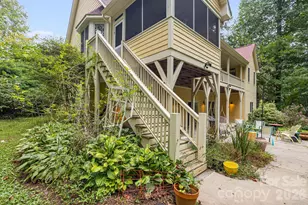 312 E Forest Pl, Candler, NC 28715 - Photo 9