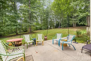 312 E Forest Pl, Candler, NC 28715 - Photo 15