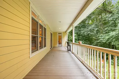 312 E Forest Place, Candler, NC 28715 - Photo 11