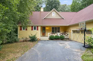 312 E Forest Pl, Candler, NC 28715 - Photo 3