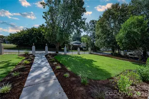 118 Alexander St, Forest City, NC 28043 - Photo 7