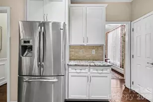 1924 Dearmon Dr, Charlotte, NC 28205 - Photo 13