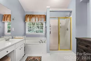 1924 Dearmon Dr, Charlotte, NC 28205 - Photo 23