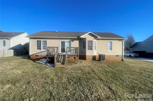 1444 Farmington Hills Dr, Conover, NC 28613 - Photo 17