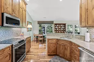 73 Ridgetop Cir, Brevard, NC 28712 - Photo 7
