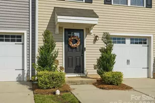 1003 Rushing Ln, Fort Mill, SC 29715 - Photo 5