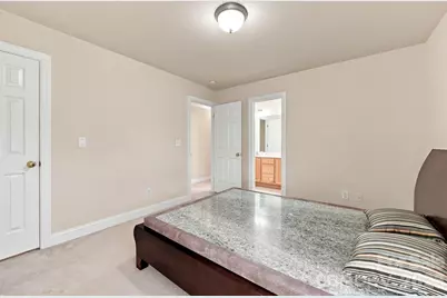 19104 Berkley Commons Drive, Cornelius, NC 28031 - Photo 13