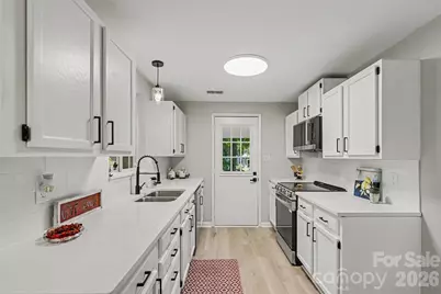 3140 Piney Grove Road, Charlotte, NC 28212 - Photo 3