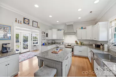 211 Jefferson Street E, York, SC 29745 - Photo 11