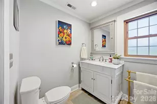 211 Jefferson Street E, York, SC 29745 - Photo 15