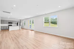 [Address not provided], Charlotte, NC 28215 - Photo 9
