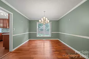 7801 Bridle Ct, Charlotte, NC 28216 - Photo 11