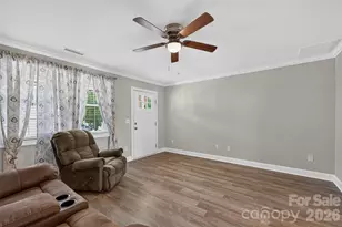 3919 Hemingway Dr NW, Hickory, NC 28601 - Photo 7
