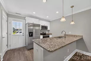 3919 Hemingway Dr NW, Hickory, NC 28601 - Photo 17
