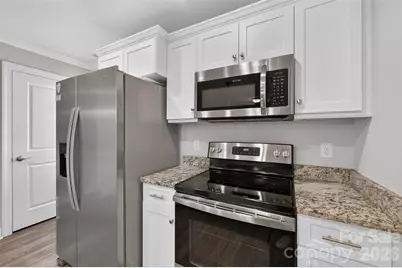 3919 Hemingway Drive NW, Hickory, NC 28601 - Photo 19