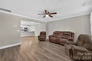 3919 Hemingway Dr NW, Hickory, NC 28601 - Photo 5