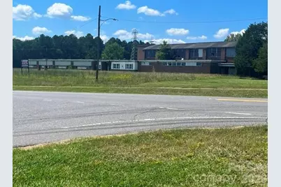 850 Chester Avenue, Great Falls, SC 29055 - Photo 1