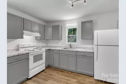 80 McElroy Street, Waynesville, NC 28786 - Photo 11