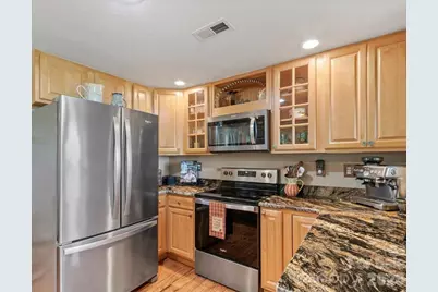 250 Creekside Way #C202, Burnsville, NC 28714 - Photo 13