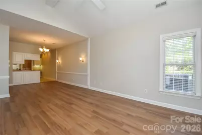 8332 Highland Glen Drive, Charlotte, NC 28269 - Photo 5