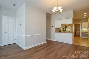 8332 Highland Glen Dr, Charlotte, NC 28269 - Photo 9