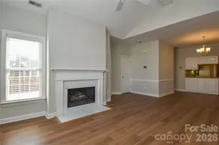 8332 Highland Glen Dr, Charlotte, NC 28269 - Photo 7