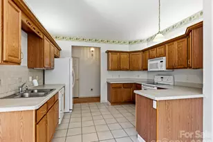 128 Stone House Rd, Hendersonville, NC 28739 - Photo 13
