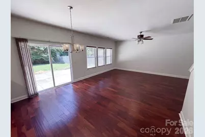 14021 Pinyon Pine Lane, Charlotte, NC 28215 - Photo 7