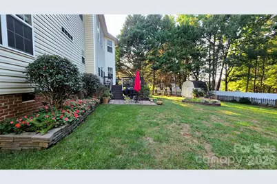 12424 Tantallon Court, Pineville, NC 28134 - Photo 7