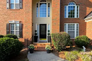 12424 Tantallon Ct, Pineville, NC 28134 - Photo 3