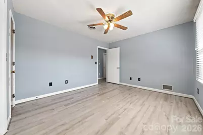 2796 Lakeview Drive, Lenoir, NC 28645 - Photo 27